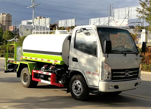 程力威牌CLW5040TDY6ZS型多功能抑塵車